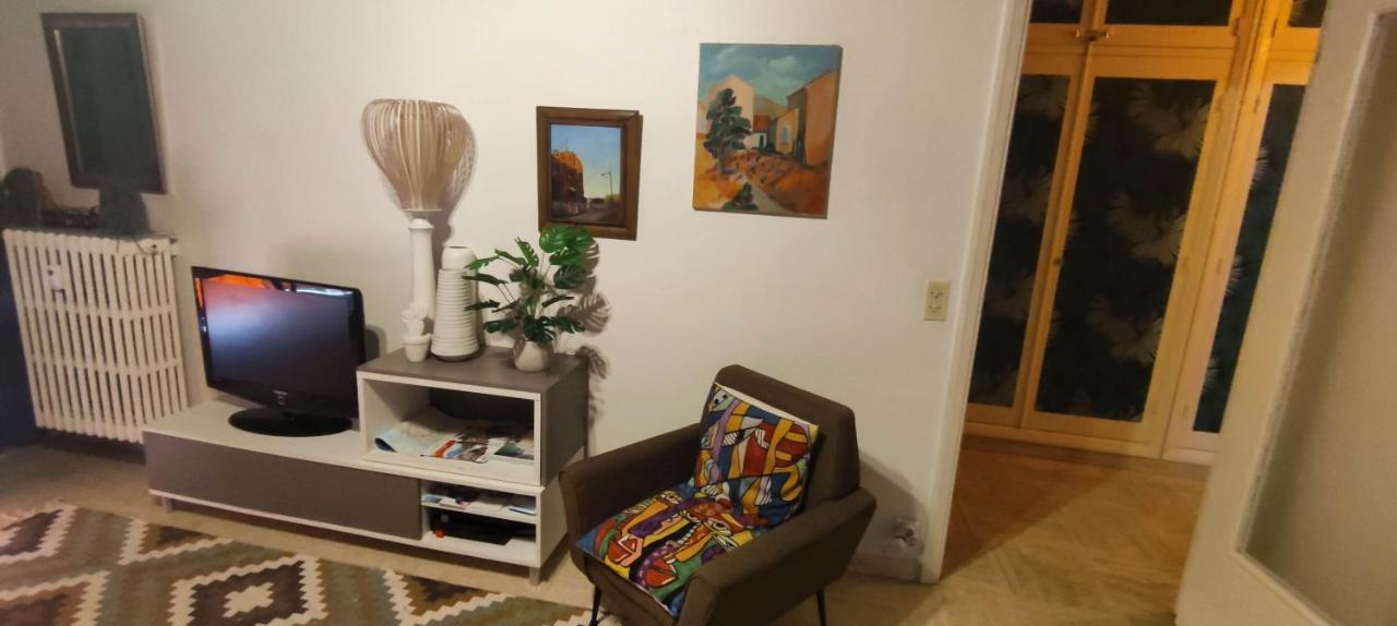 Central Studio Nice Bagian luar foto